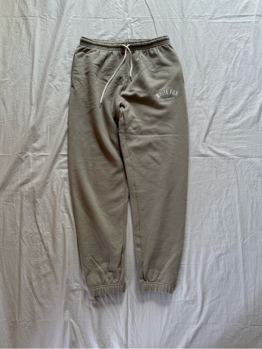 Tan/taupe White Fox sweatpants size L